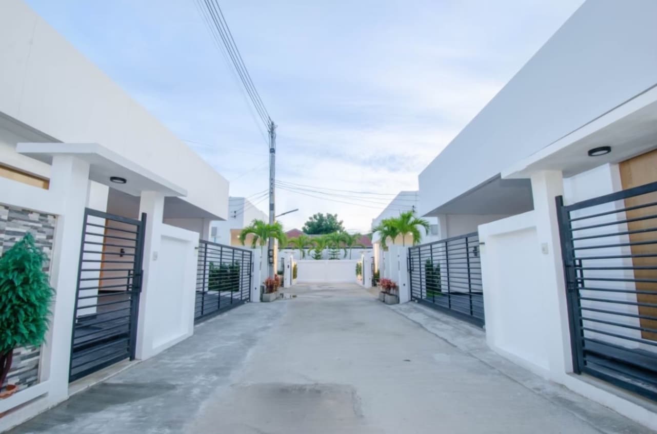 Napa Pool Villa exterior in Chon Buri, Central Pattaya, photo 21