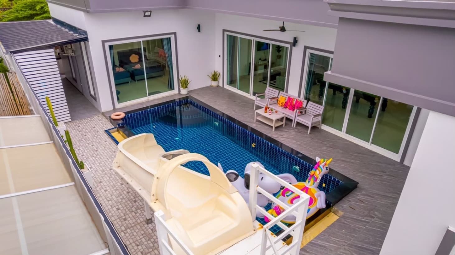 Merry pool villa บริเวณภายนอก ชลบุรี, จอมเทียน รูปที่ 18