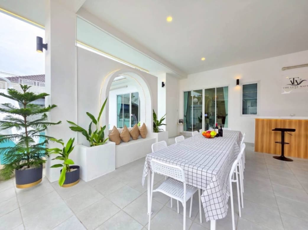 The luxe wave pool villa exterior in Chon Buri, Huay Yai, photo 20