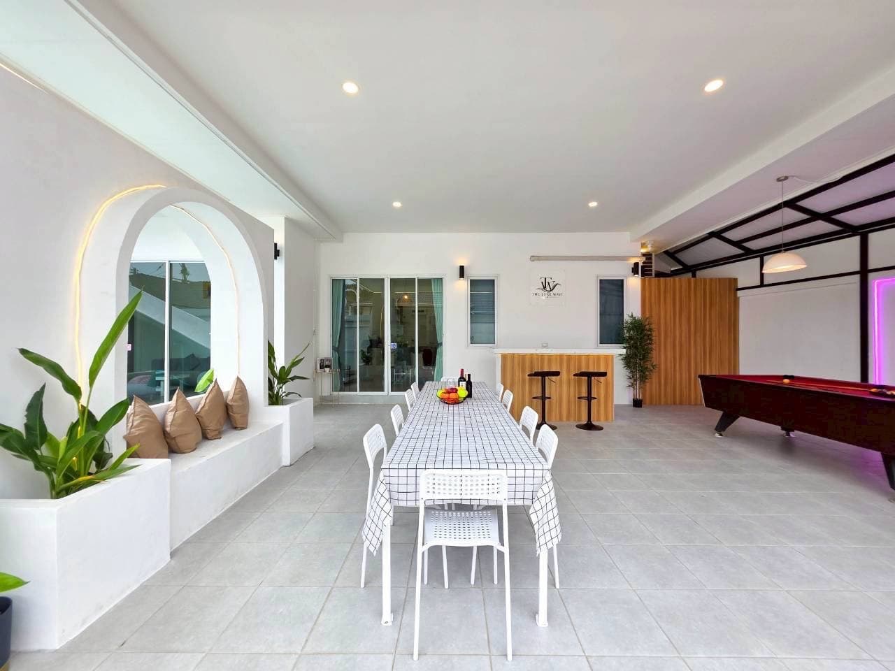 The luxe wave pool villa exterior in Chon Buri, Huay Yai, photo 19