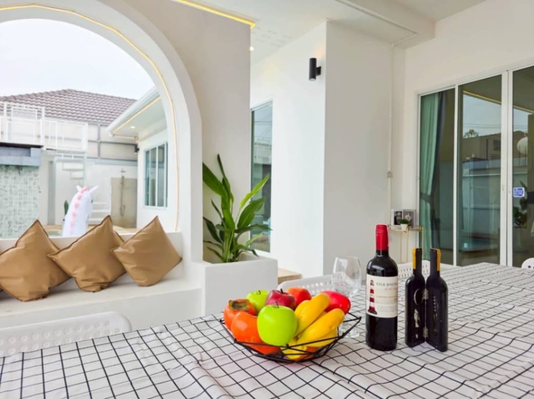 The luxe wave pool villa exterior in Chon Buri, Huay Yai, photo 16