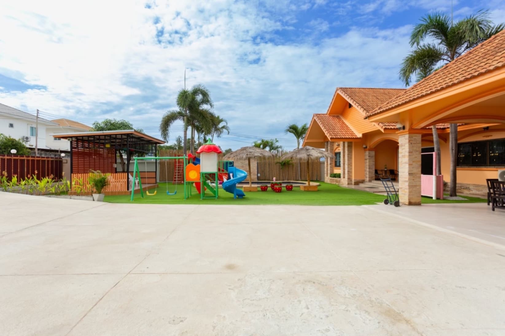 The Orange House บริเวณภายนอก ชลบุรี, จอมเทียน รูปที่ 9