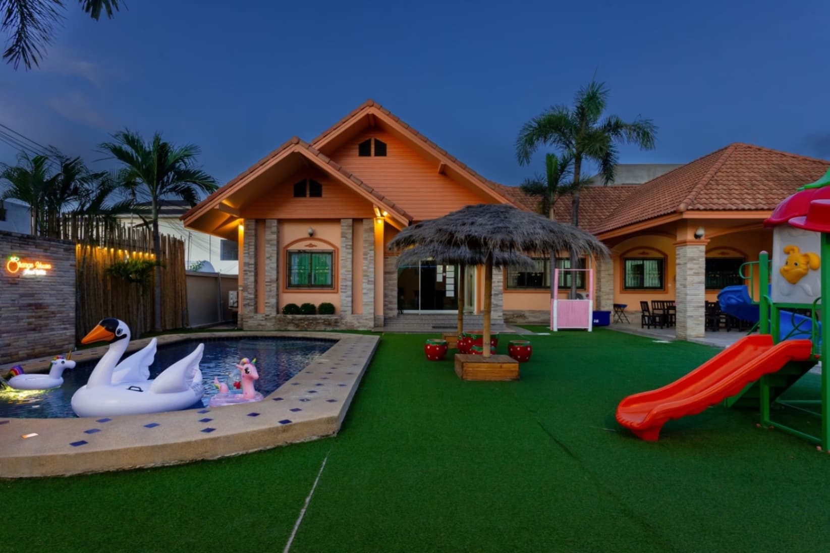 The Orange House บริเวณภายนอก ชลบุรี, จอมเทียน รูปที่ 23