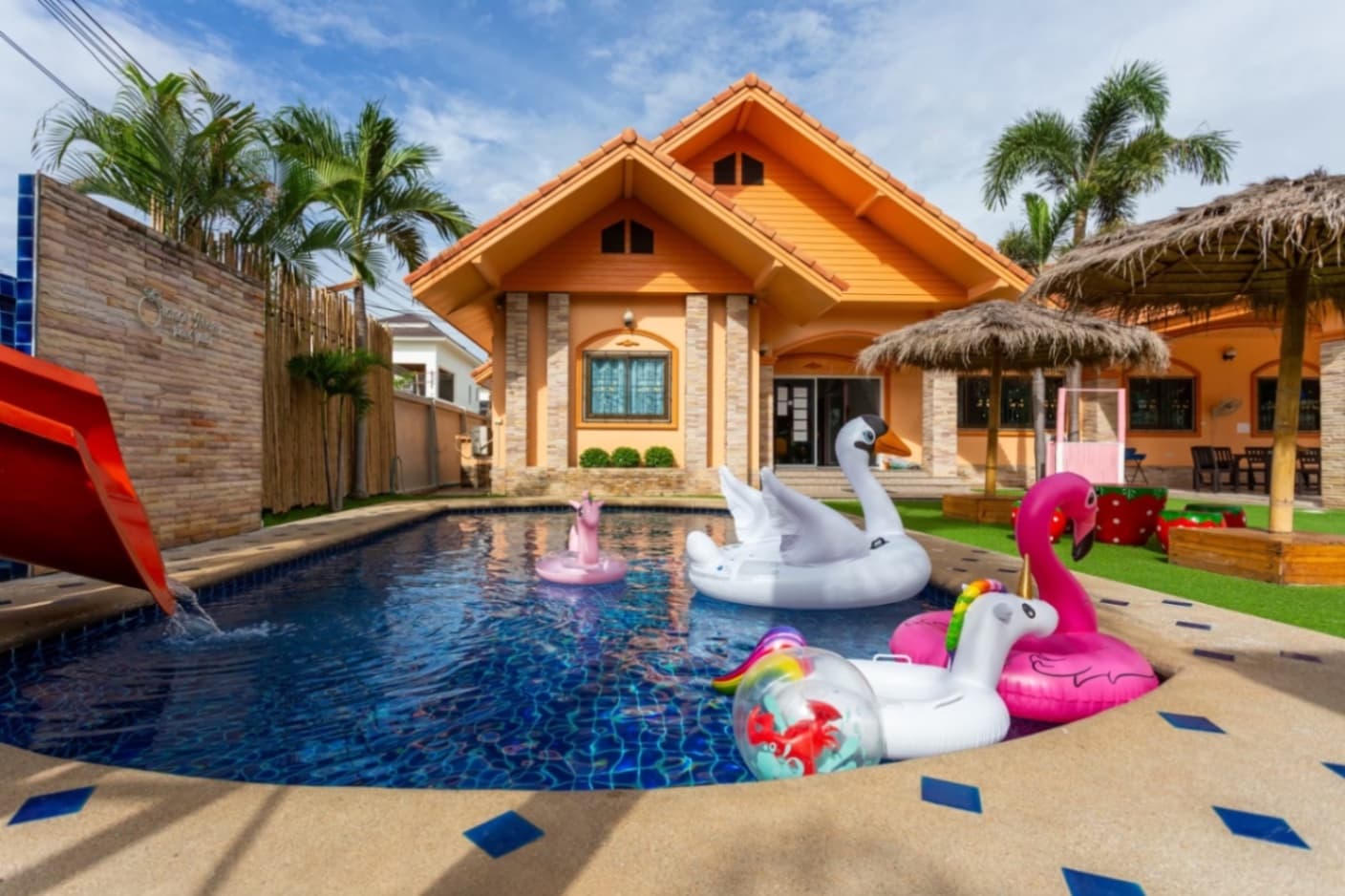 The Orange House บริเวณภายนอก ชลบุรี, จอมเทียน รูปที่ 2