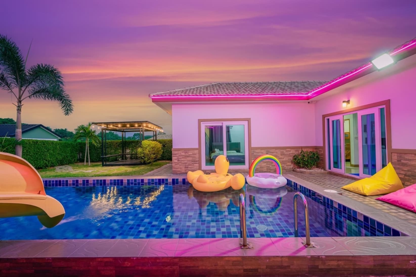 Hawkeye pool villa บริเวณภายนอก ชลบุรี, ห้วยใหญ่ รูปที่ 8