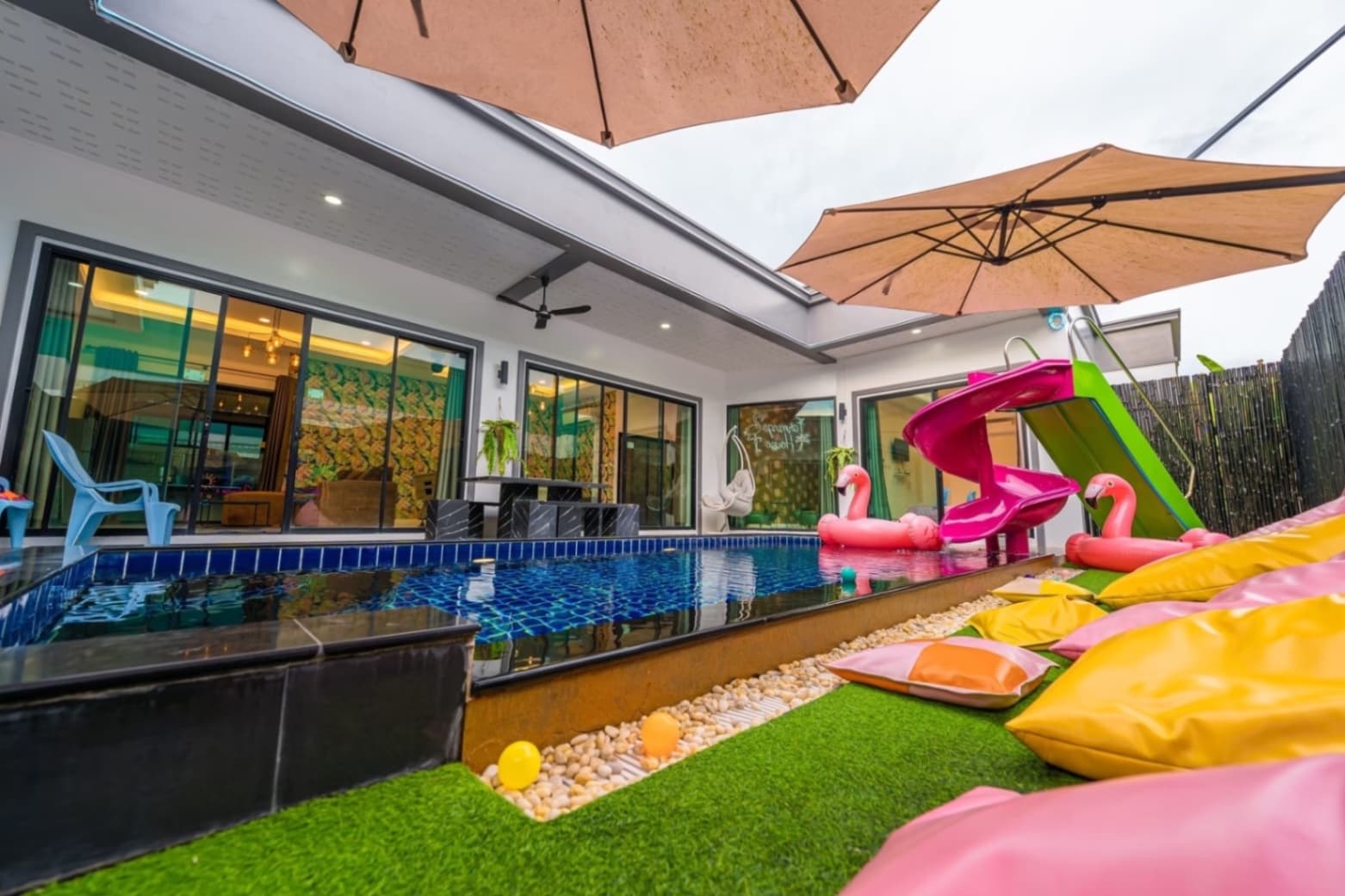 Flamingo pool villa exterior in Chon Buri, Jomtien, photo 20