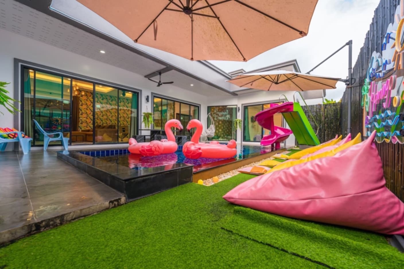 Flamingo pool villa exterior in Chon Buri, Jomtien, photo 24