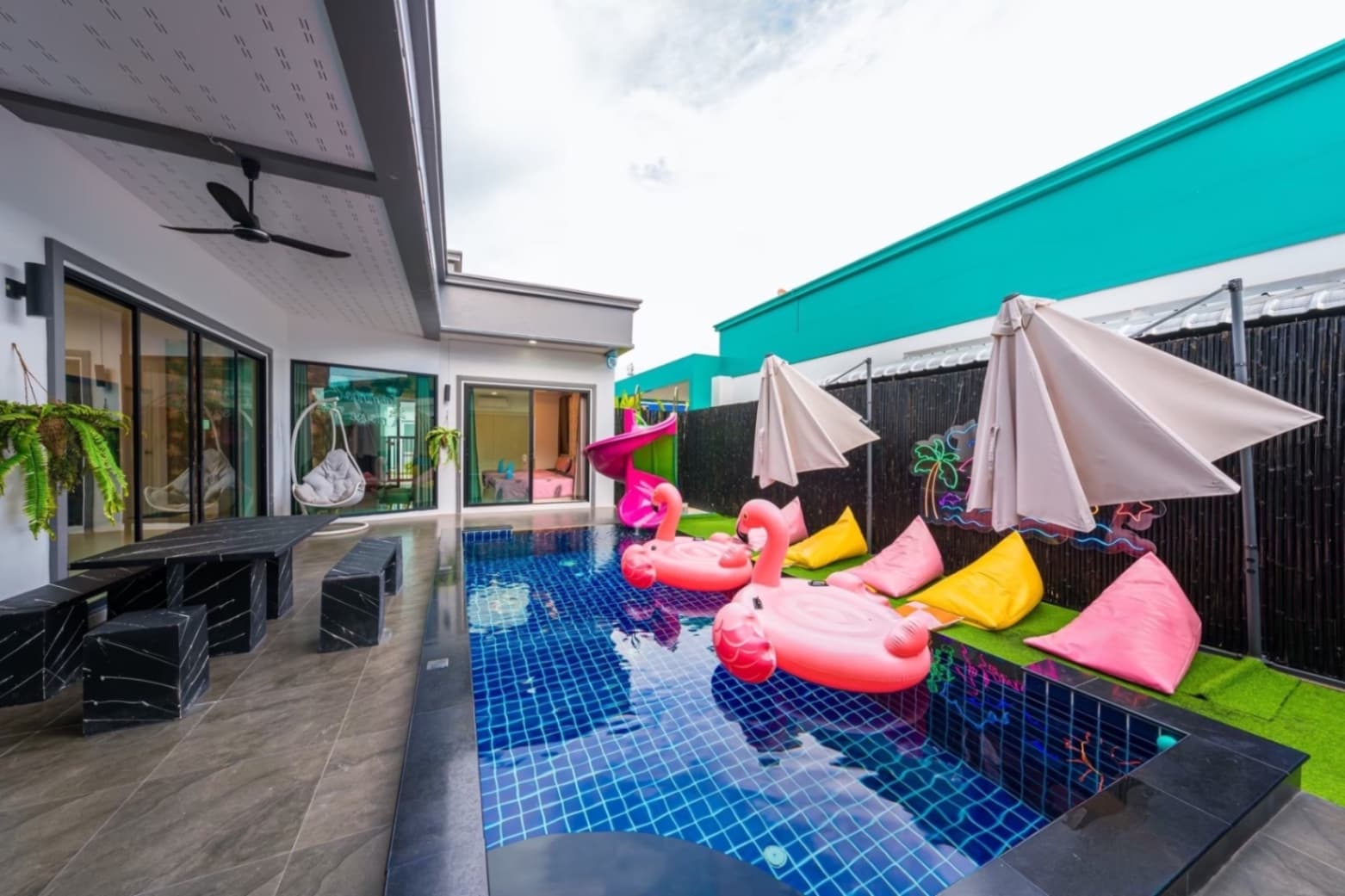 Flamingo pool villa exterior in Chon Buri, Jomtien, photo 14