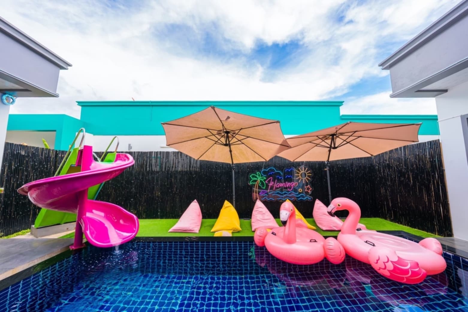 Flamingo pool villa exterior in Chon Buri, Jomtien, photo 13