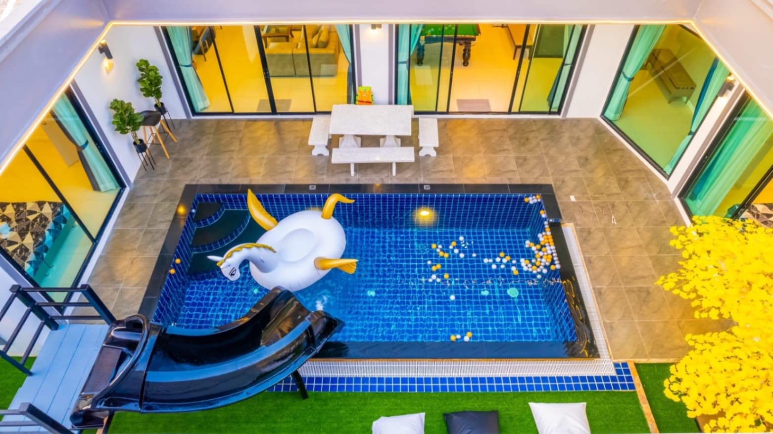 Gallery pool villa exterior in Chon Buri, Jomtien, photo 4