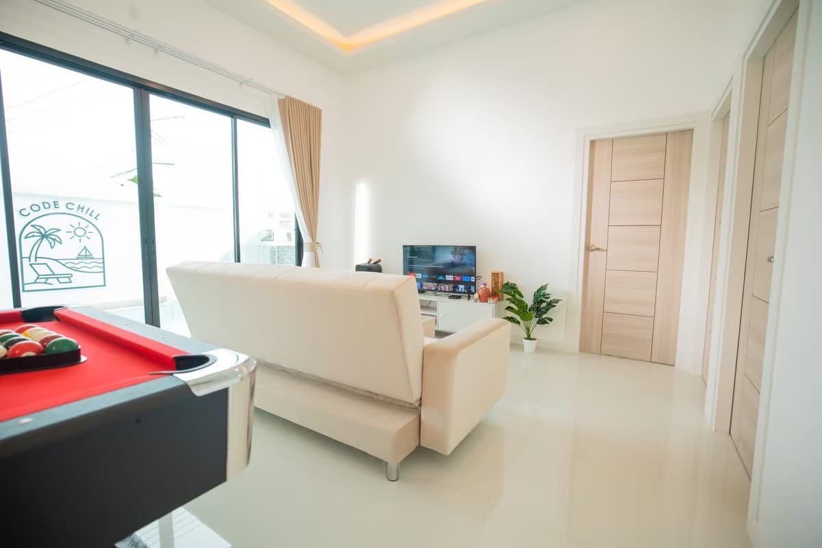 Code Chill villa indoor common area in Chon Buri, Huay Yai, photo 13