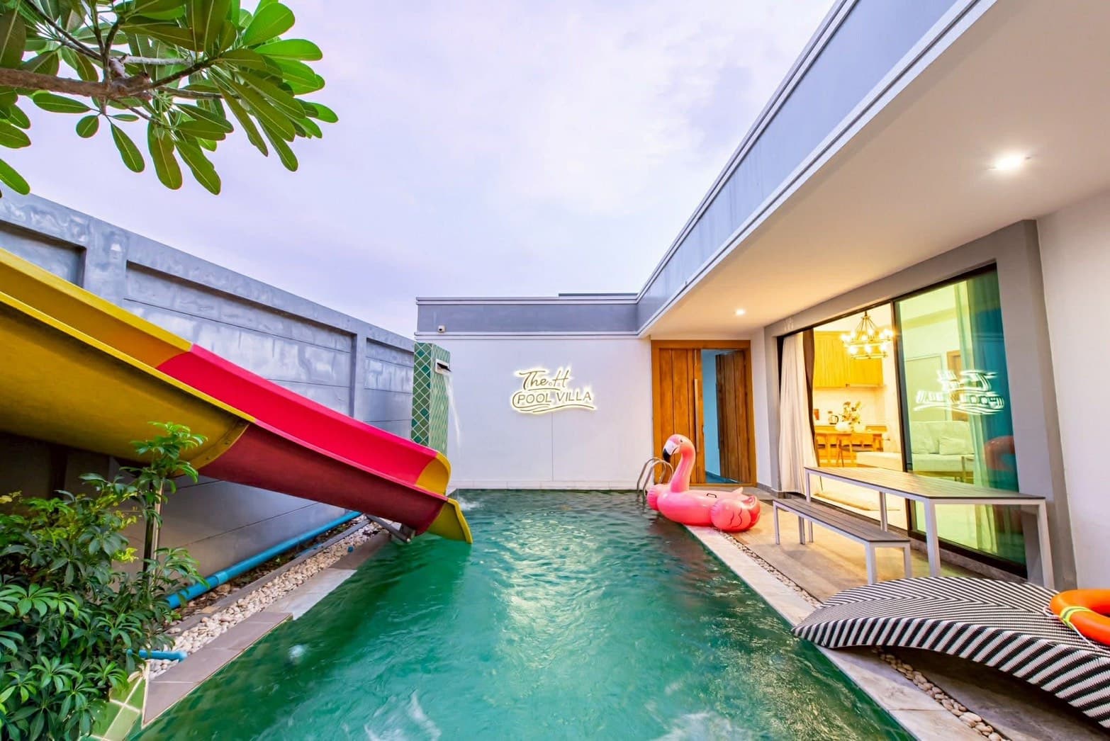 The H pool villa บริเวณภายนอก ชลบุรี, ห้วยใหญ่ รูปที่ 5