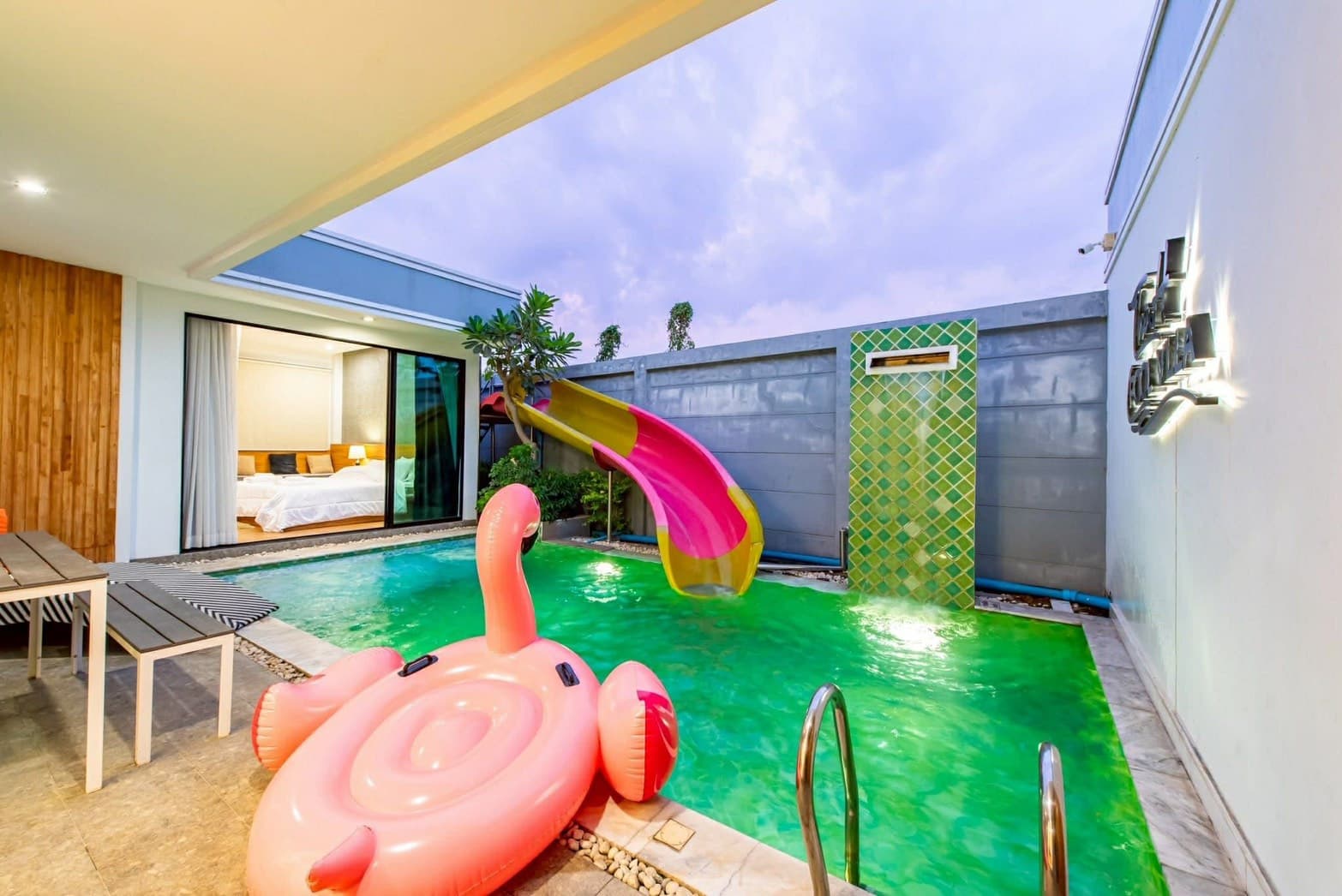 The H pool villa บริเวณภายนอก ชลบุรี, ห้วยใหญ่ รูปที่ 7