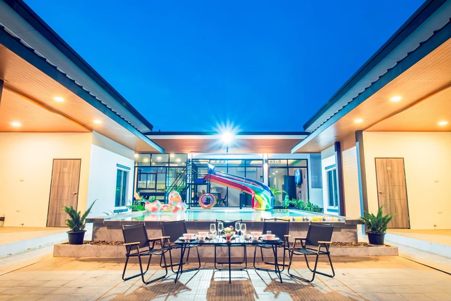 Crop house pool villa บริเวณภายนอก ชลบุรี, ห้วยใหญ่ รูปที่ 2