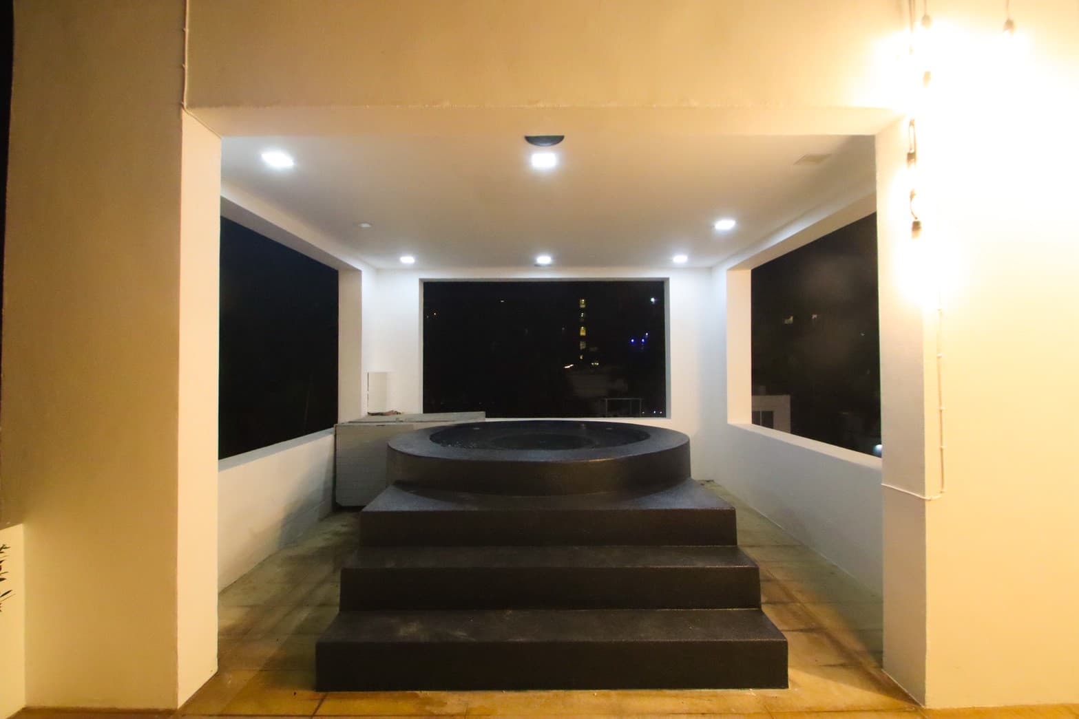 Ongfong Oasis Pool Villa exterior in Chon Buri, Jomtien, photo 3