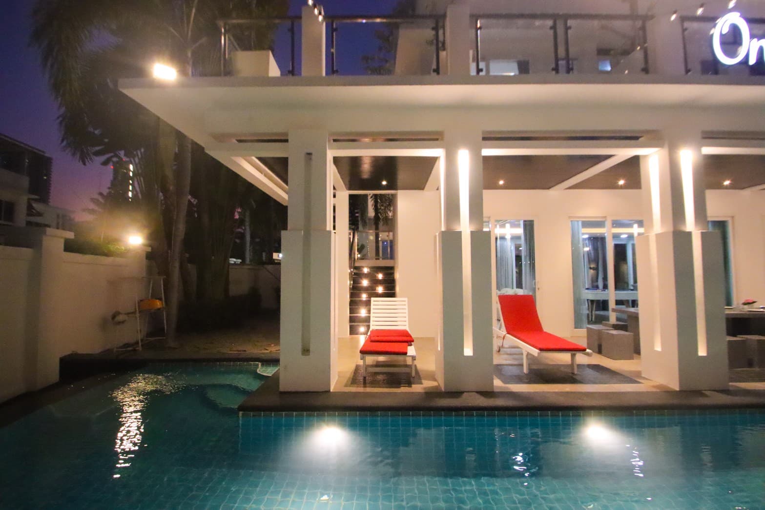 Ongfong Oasis Pool Villa exterior in Chon Buri, Jomtien, photo 9
