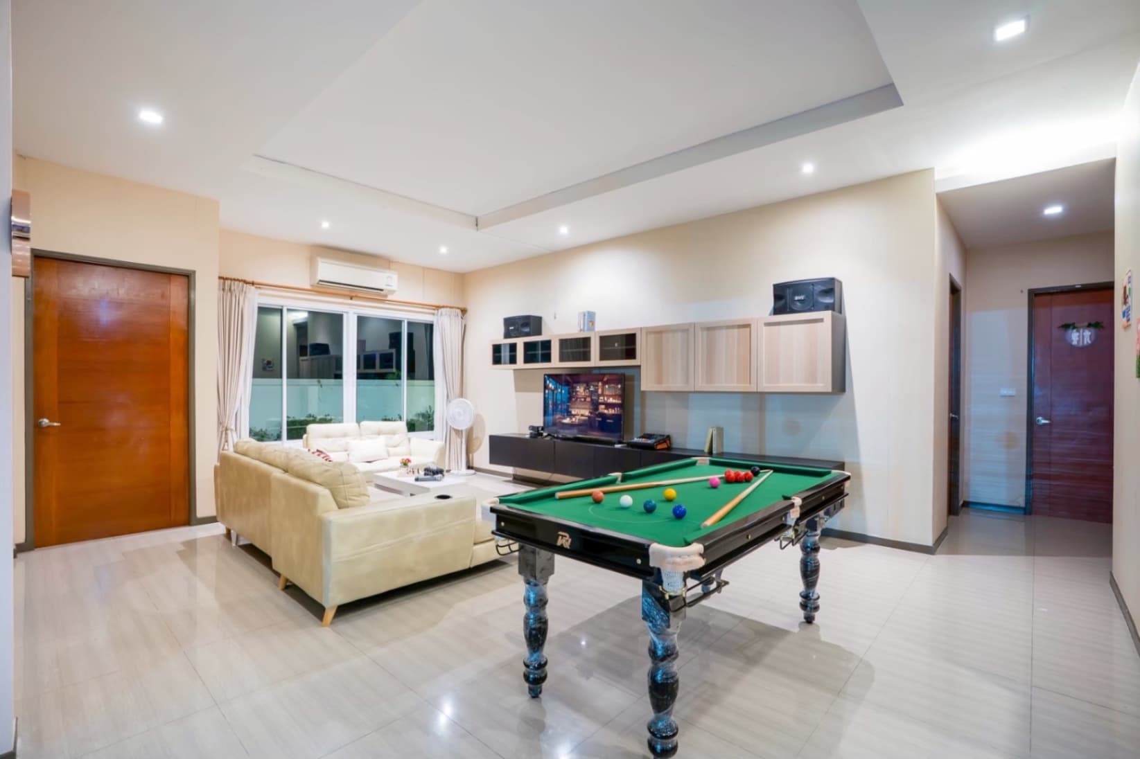Wealthy house pool villa บริเวณภายนอก ชลบุรี, จอมเทียน รูปที่ 21