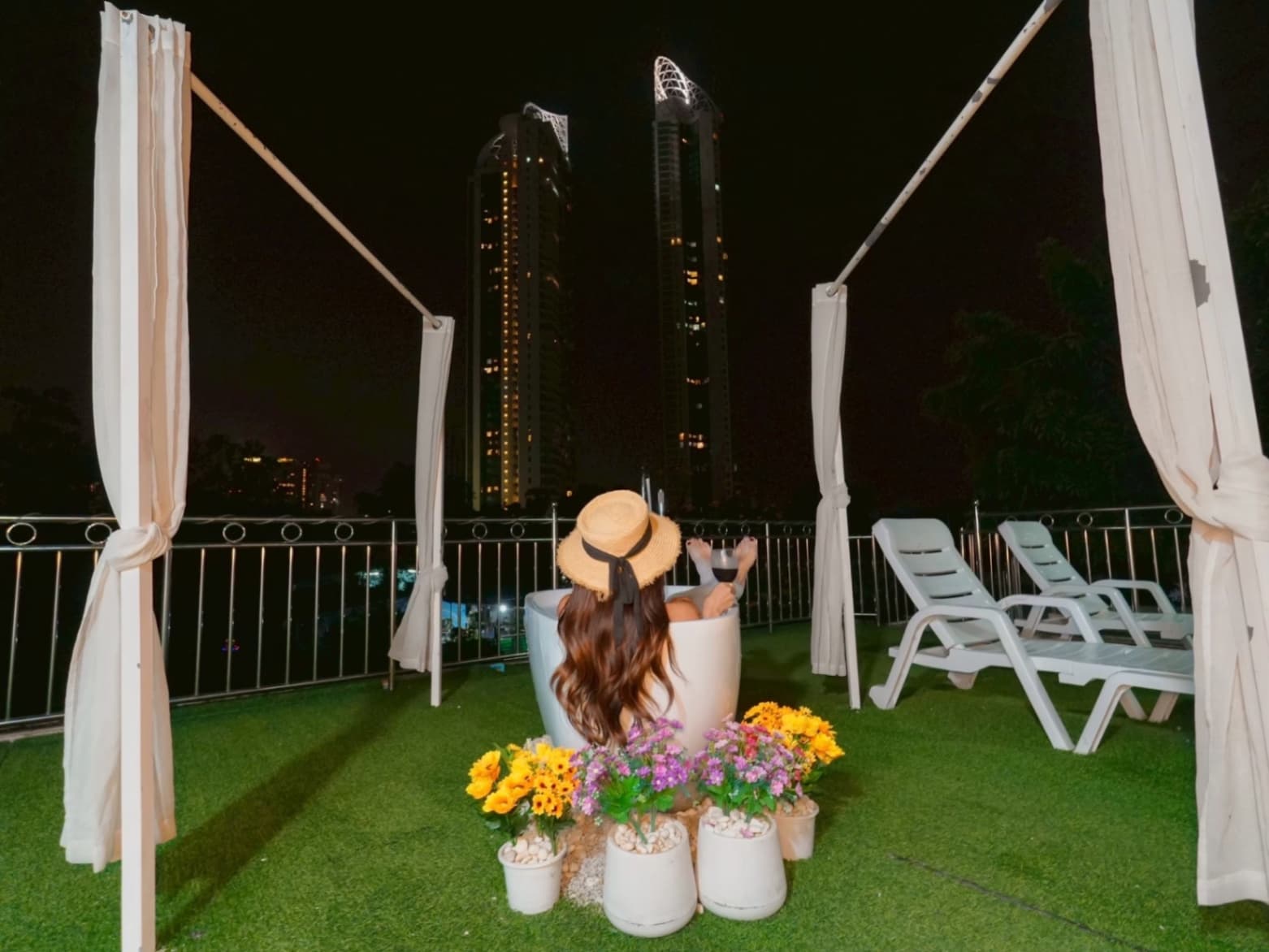 October pool villa บริเวณภายนอก ชลบุรี, จอมเทียน รูปที่ 3