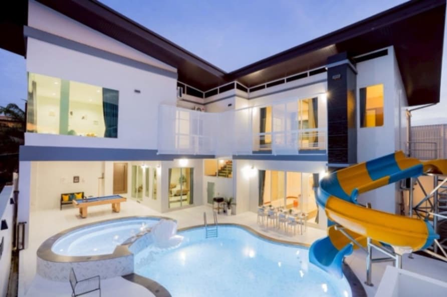 Hampton Place Pool Villa exterior in Chon Buri, Huay Yai, photo 23
