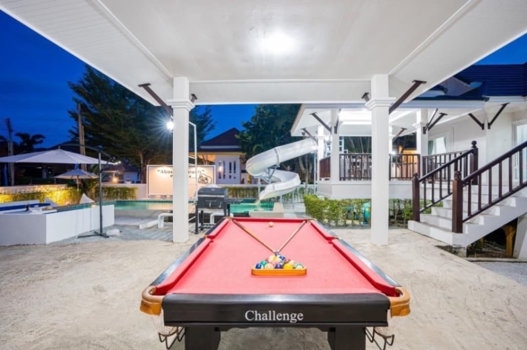 About A Beach Pool Villa บริเวณภายนอก ชลบุรี, บางเสร่ รูปที่ 1