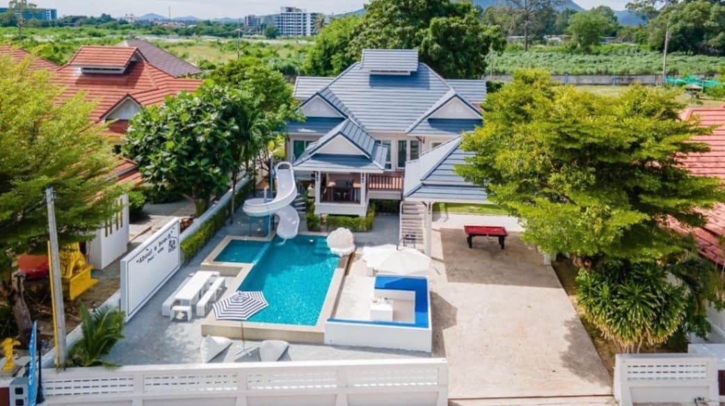 About A Beach Pool Villa บริเวณภายนอก ชลบุรี, บางเสร่ รูปที่ 7
