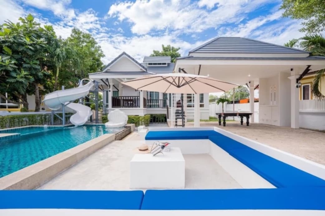 About A Beach Pool Villa บริเวณภายนอก ชลบุรี, บางเสร่ รูปที่ 10