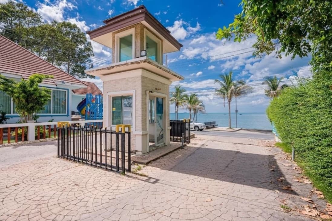 About A Beach Pool Villa บริเวณภายนอก ชลบุรี, บางเสร่ รูปที่ 19