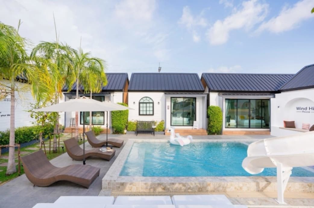 Wind Hill House บริเวณภายนอก ชลบุรี, บางเสร่ รูปที่ 4