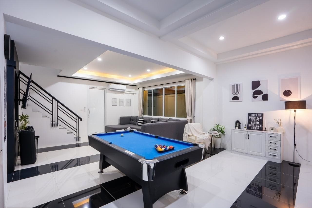 White Chocolate Pool Villa exterior in Chon Buri, Huay Yai, photo 14