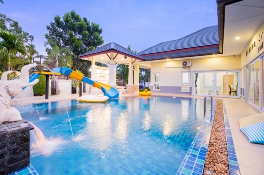 Banana Tree Pool Villa บริเวณภายนอก ชลบุรี, บางเสร่ รูปที่ 19