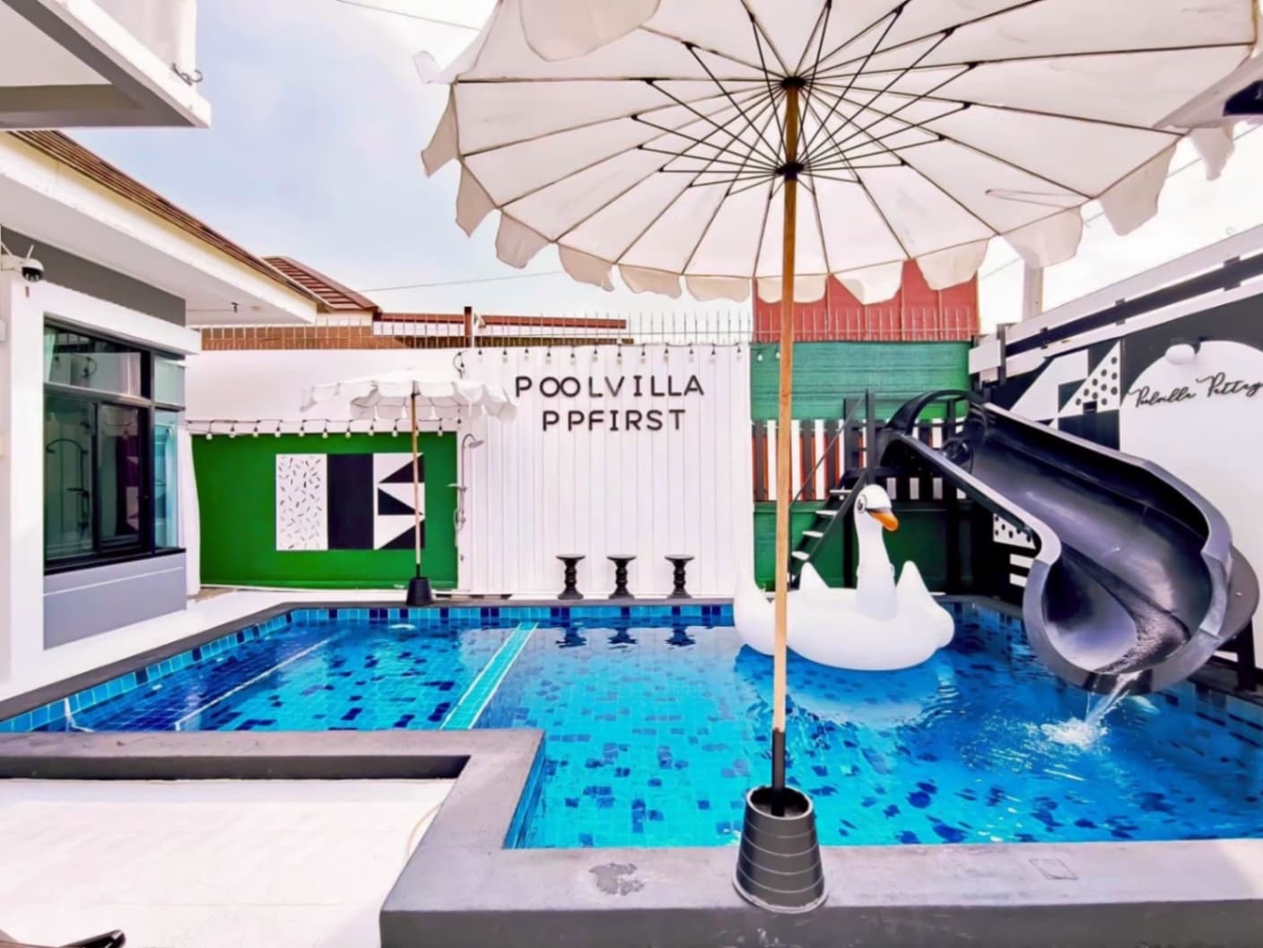 PP First pool villa exterior in Chon Buri, Jomtien, photo 3