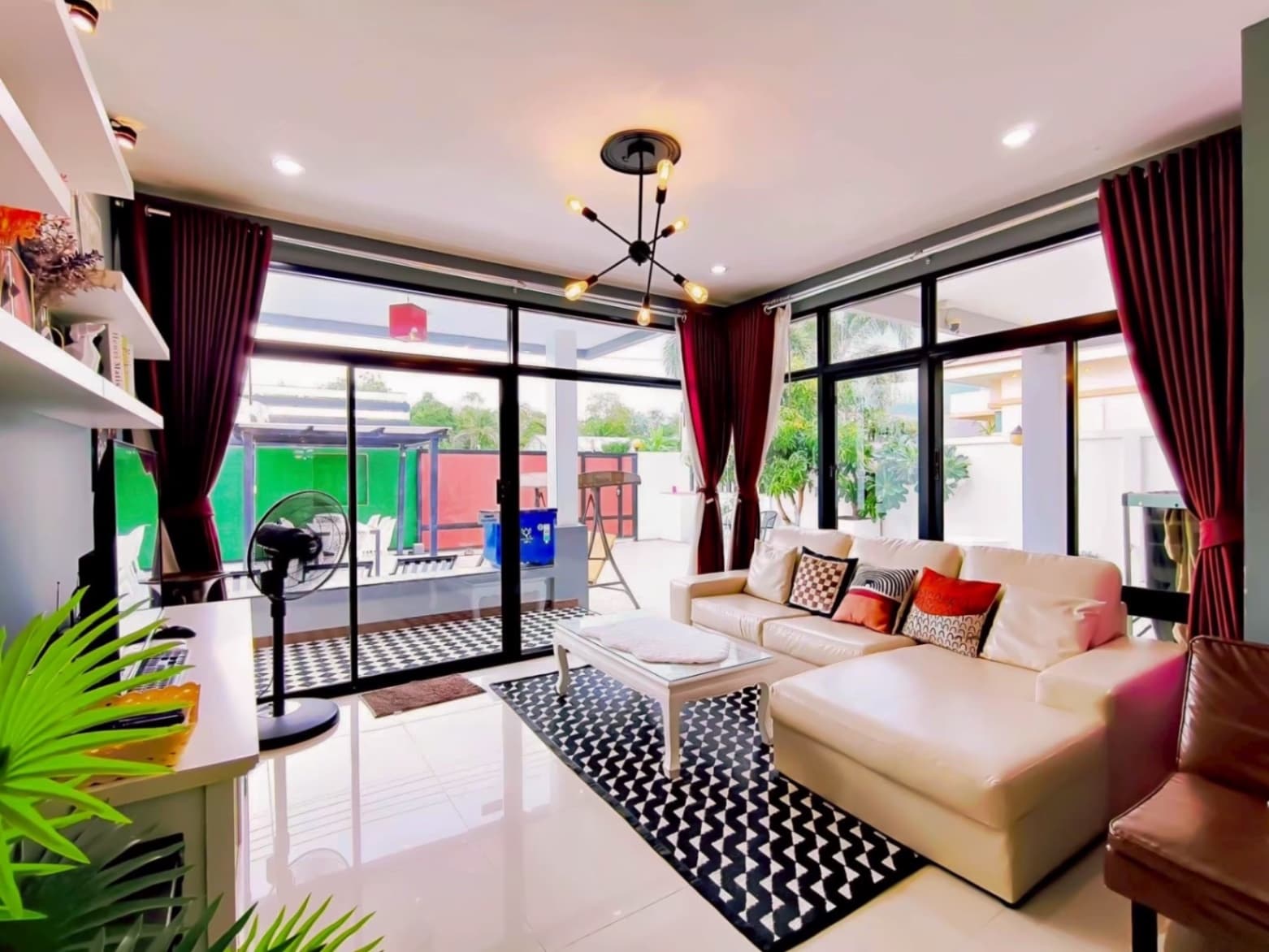 PP First pool villa exterior in Chon Buri, Jomtien, photo 12
