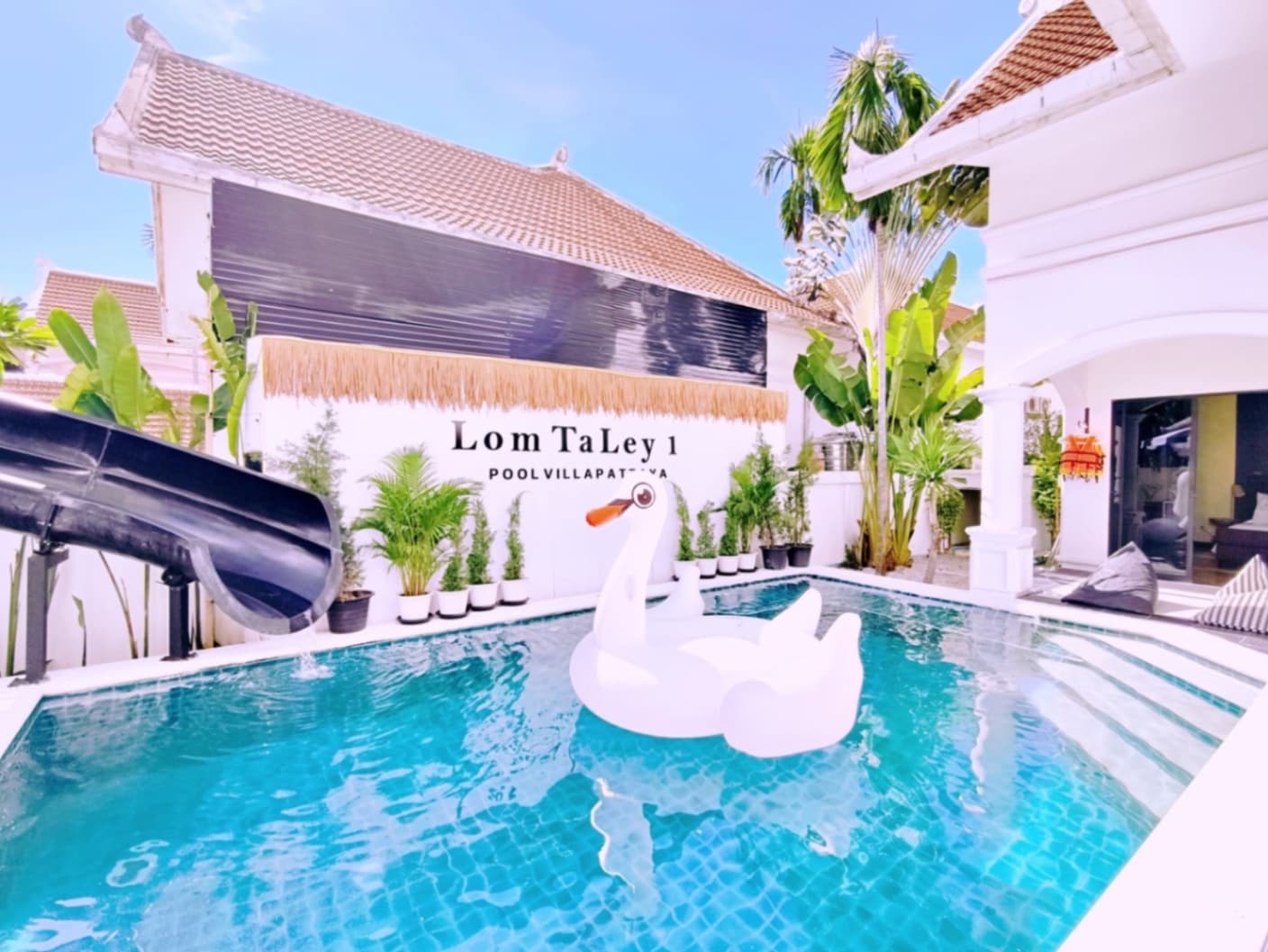 ลมทะเล1 pool villa exterior in Chon Buri, Jomtien, photo 5