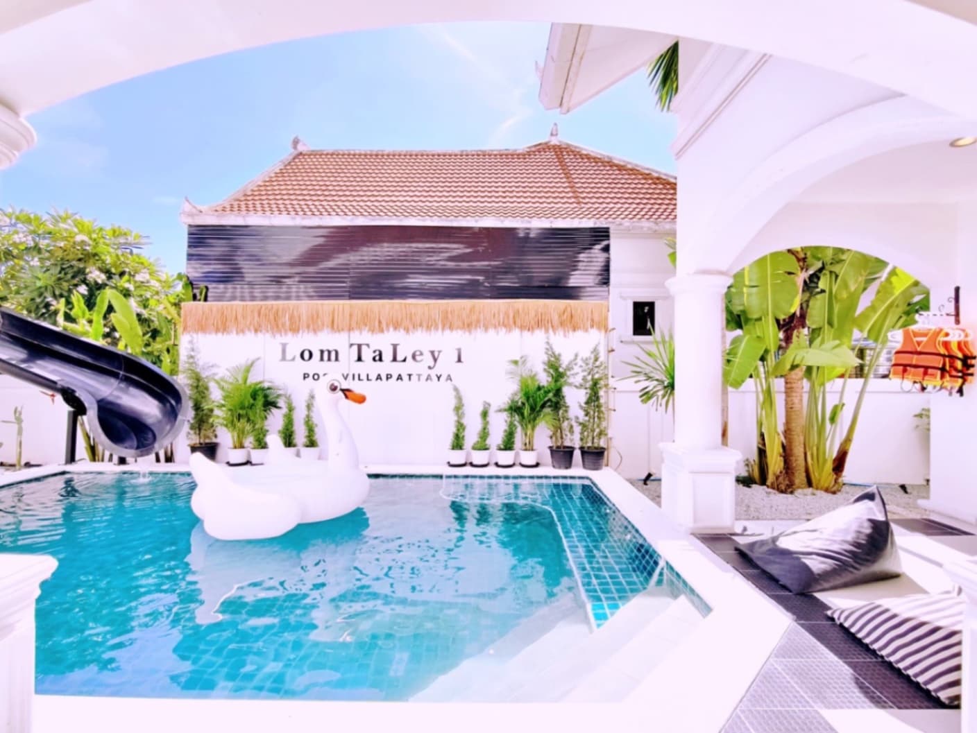 ลมทะเล1 pool villa exterior in Chon Buri, Jomtien, photo 6