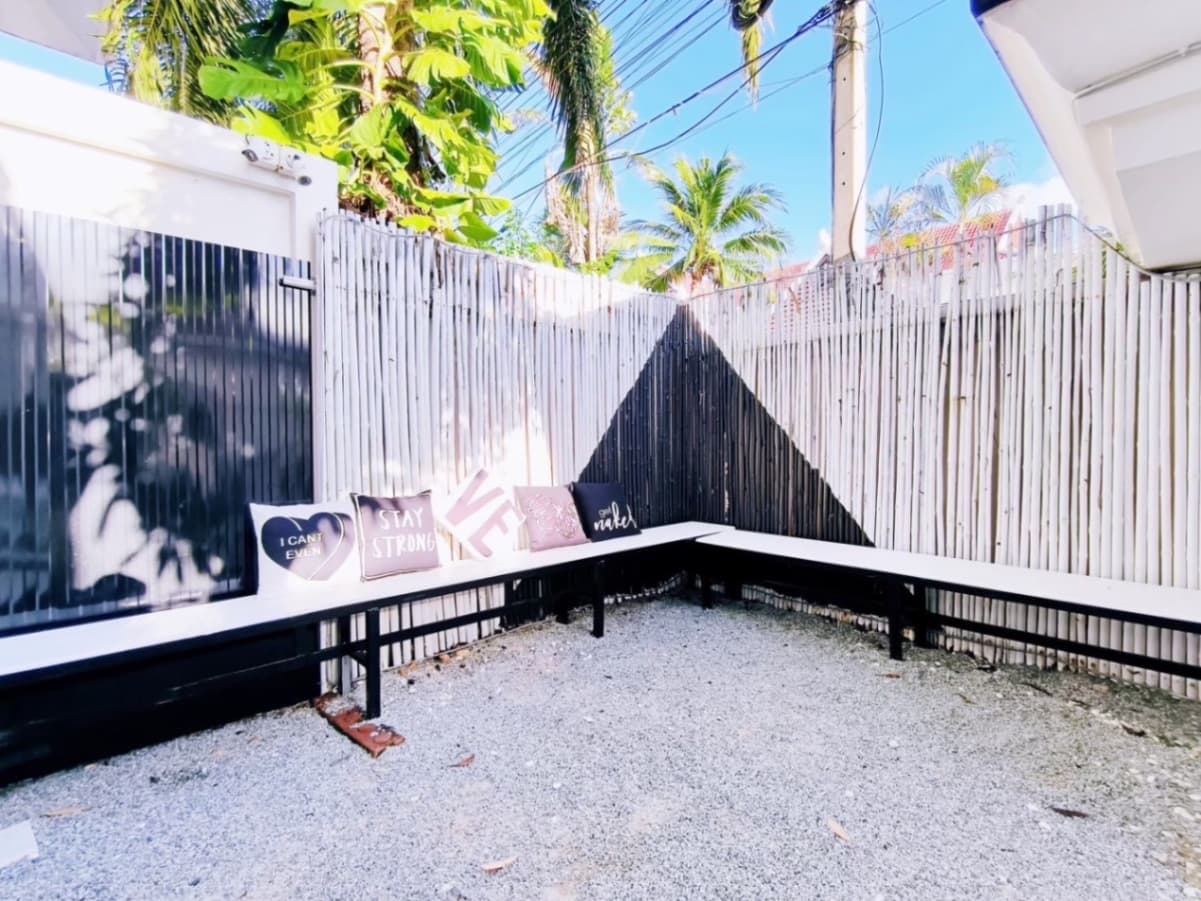 ลมทะเล3 pool villa exterior in Chon Buri, Jomtien, photo 14