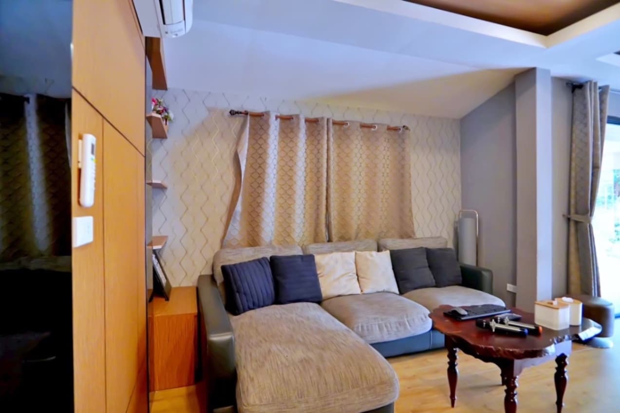Get Z Leep1 pool villa บริเวณภายนอก ชลบุรี, สัตหีบ รูปที่ 11