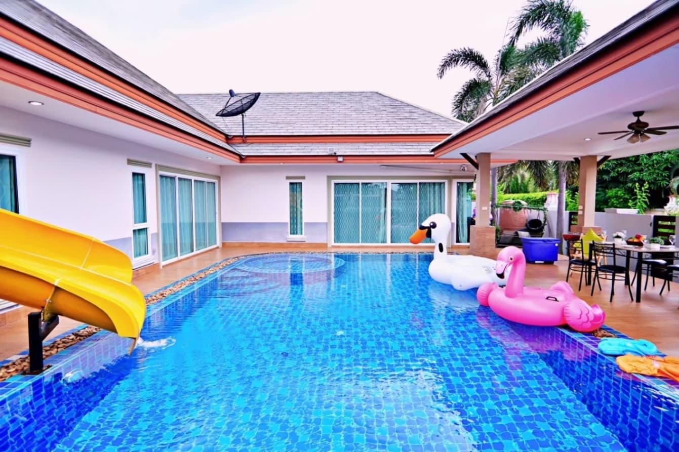 Grand ocean pool villa exterior in Chon Buri, Bang Saray, photo 10