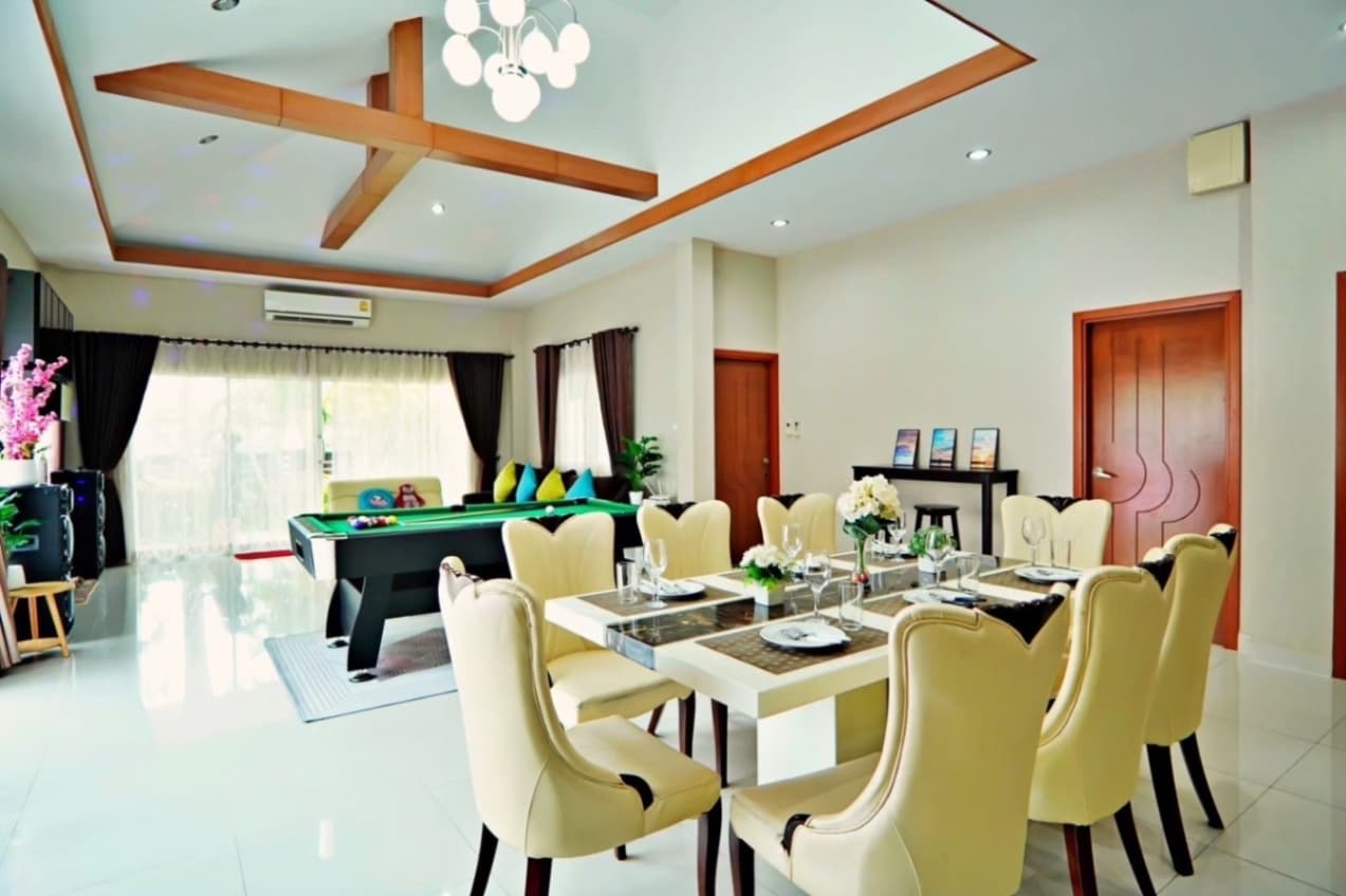Grand ocean pool villa exterior in Chon Buri, Bang Saray, photo 17