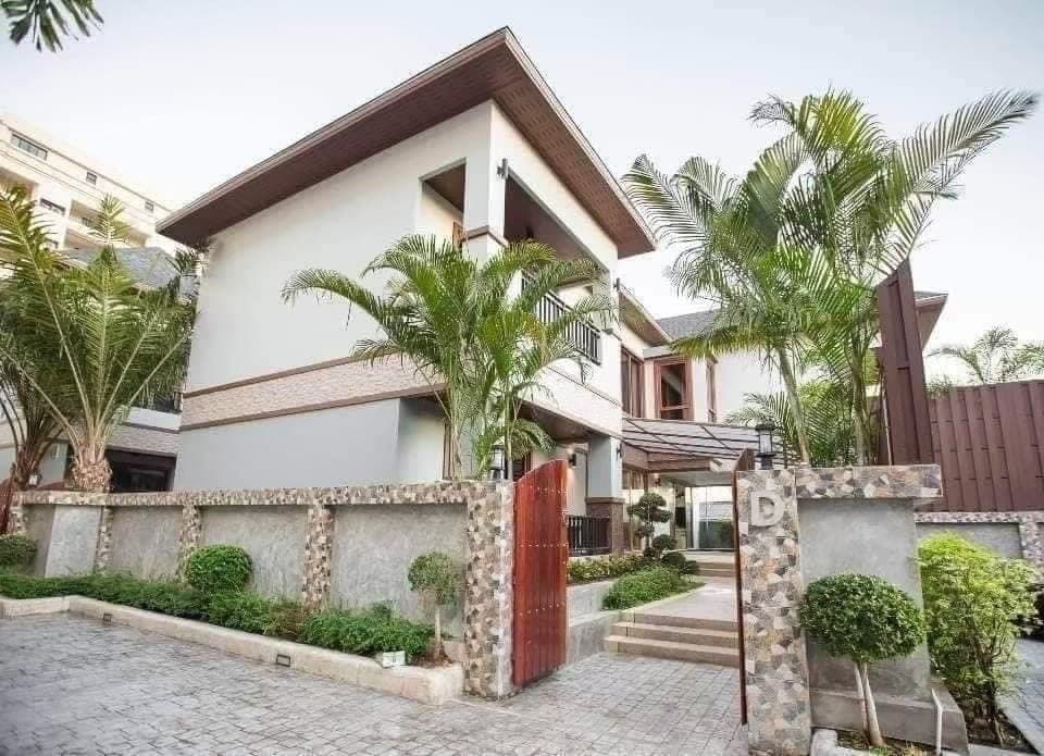 Korean B pool villa บริเวณภายนอก ชลบุรี, พัทยาเหนือ รูปที่ 4