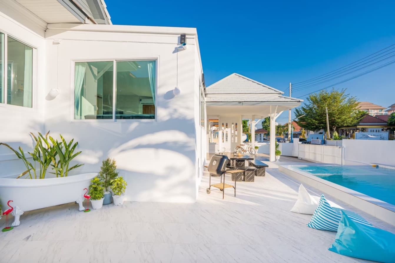 Fun beach pool villa บริเวณภายนอก ชลบุรี, บางเสร่ รูปที่ 6
