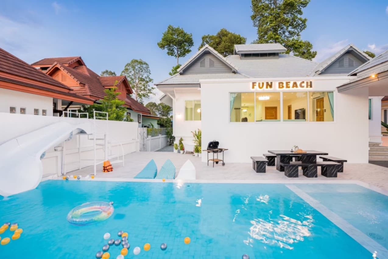 Fun beach pool villa บริเวณภายนอก ชลบุรี, บางเสร่ รูปที่ 17
