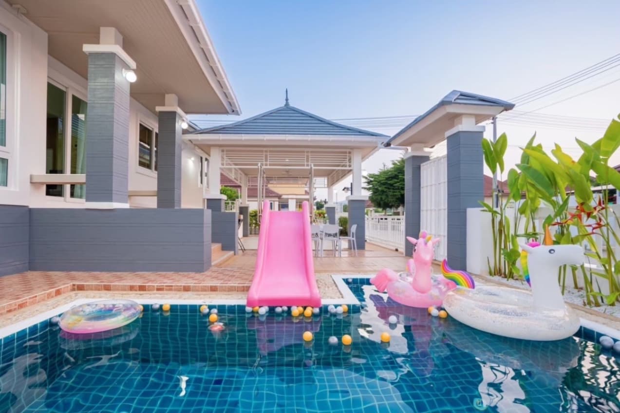 Sea of fun pool villa exterior in Chon Buri, Bang Saray, photo 5