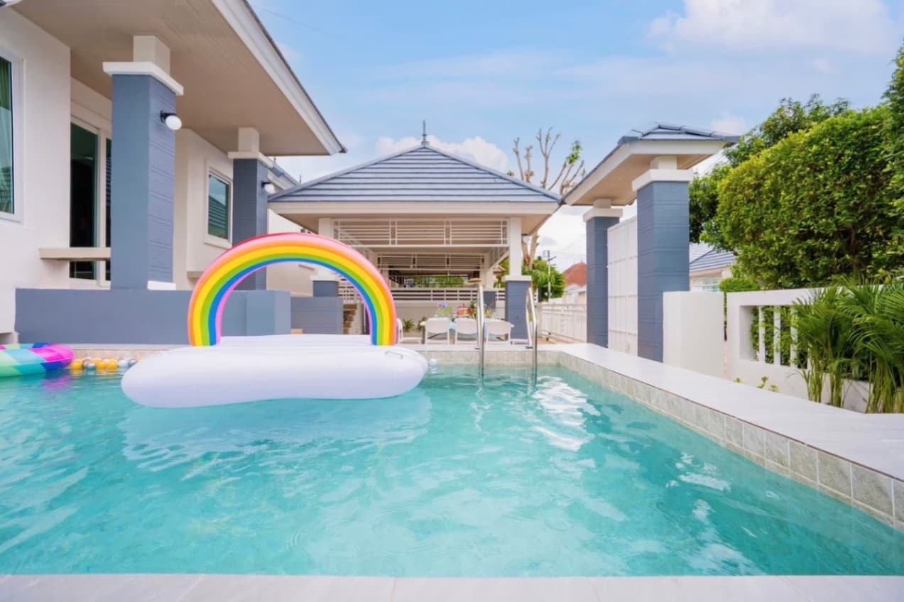 Oceans fun pool villa exterior in Chon Buri, Bang Saray, photo 9