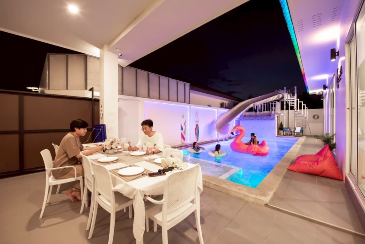 Signature pool villa exterior in Chon Buri, Huay Yai, photo 18