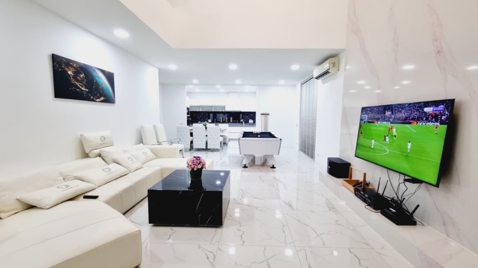 Your time pool villa indoor common area in Chon Buri, South Pattaya, photo 15