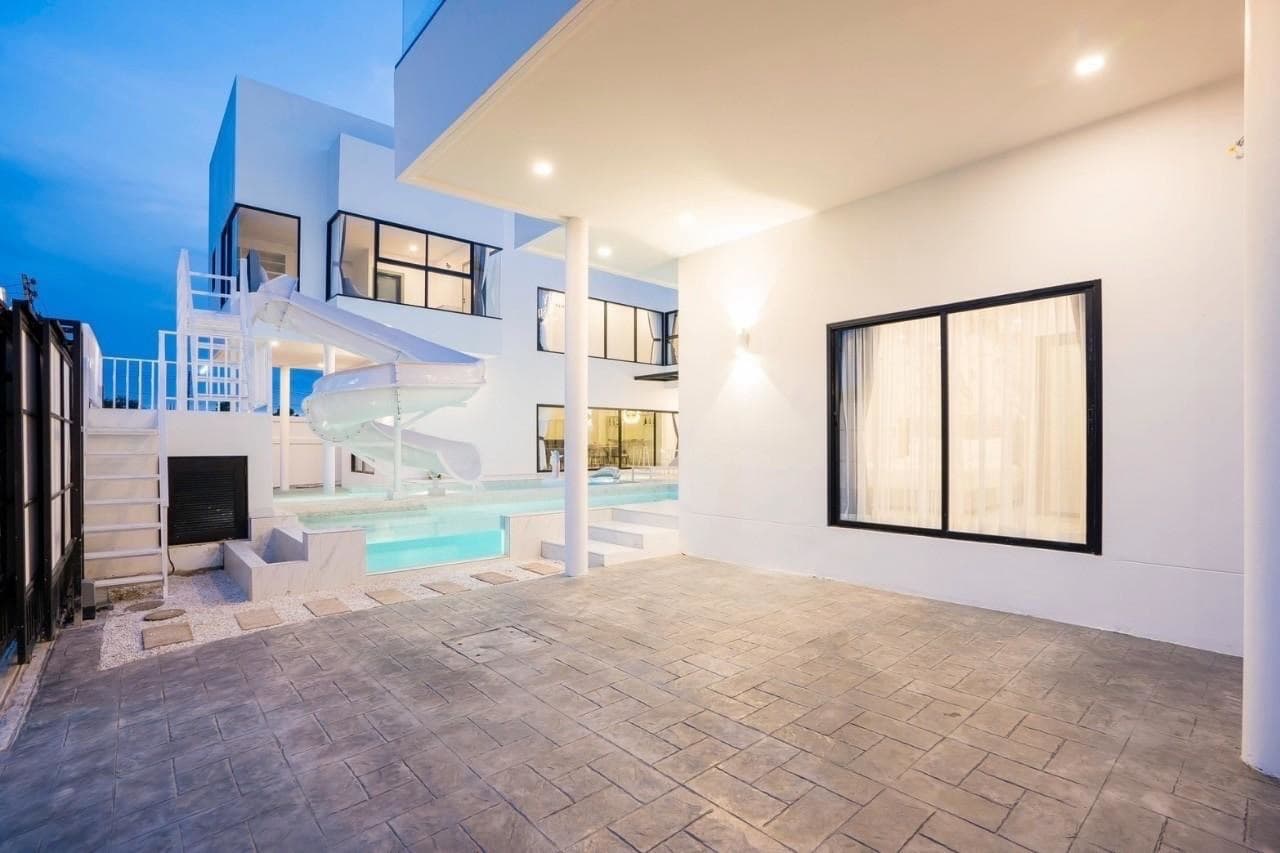 MY GOLD & SILVER Pool villa exterior in Chon Buri, Jomtien, photo 13