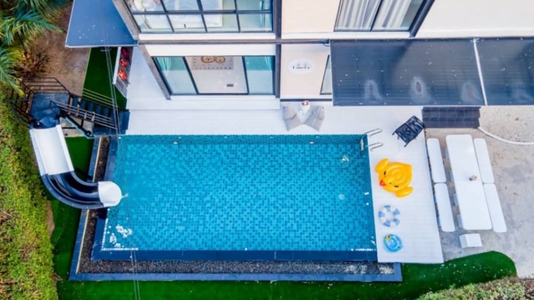Emery pool villa exterior in Chon Buri, Huay Yai, photo 17