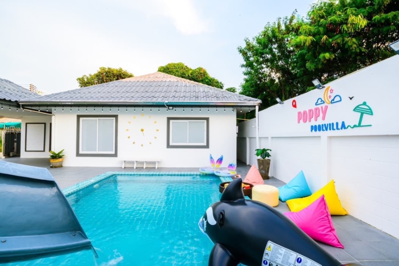Poppy pool villa บริเวณภายนอก ชลบุรี, พัทยาเหนือ รูปที่ 16