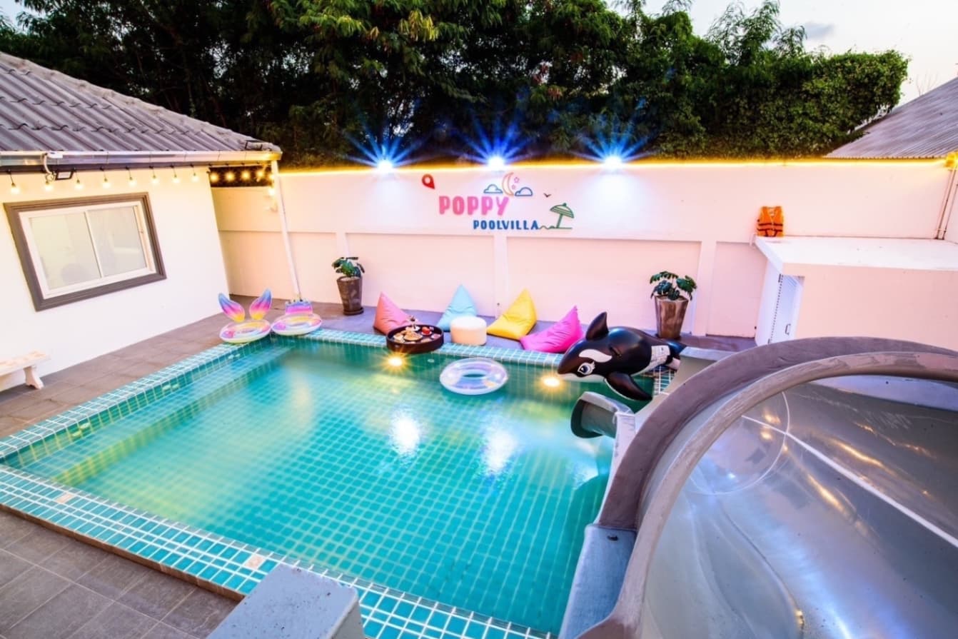 Poppy pool villa บริเวณภายนอก ชลบุรี, พัทยาเหนือ รูปที่ 2