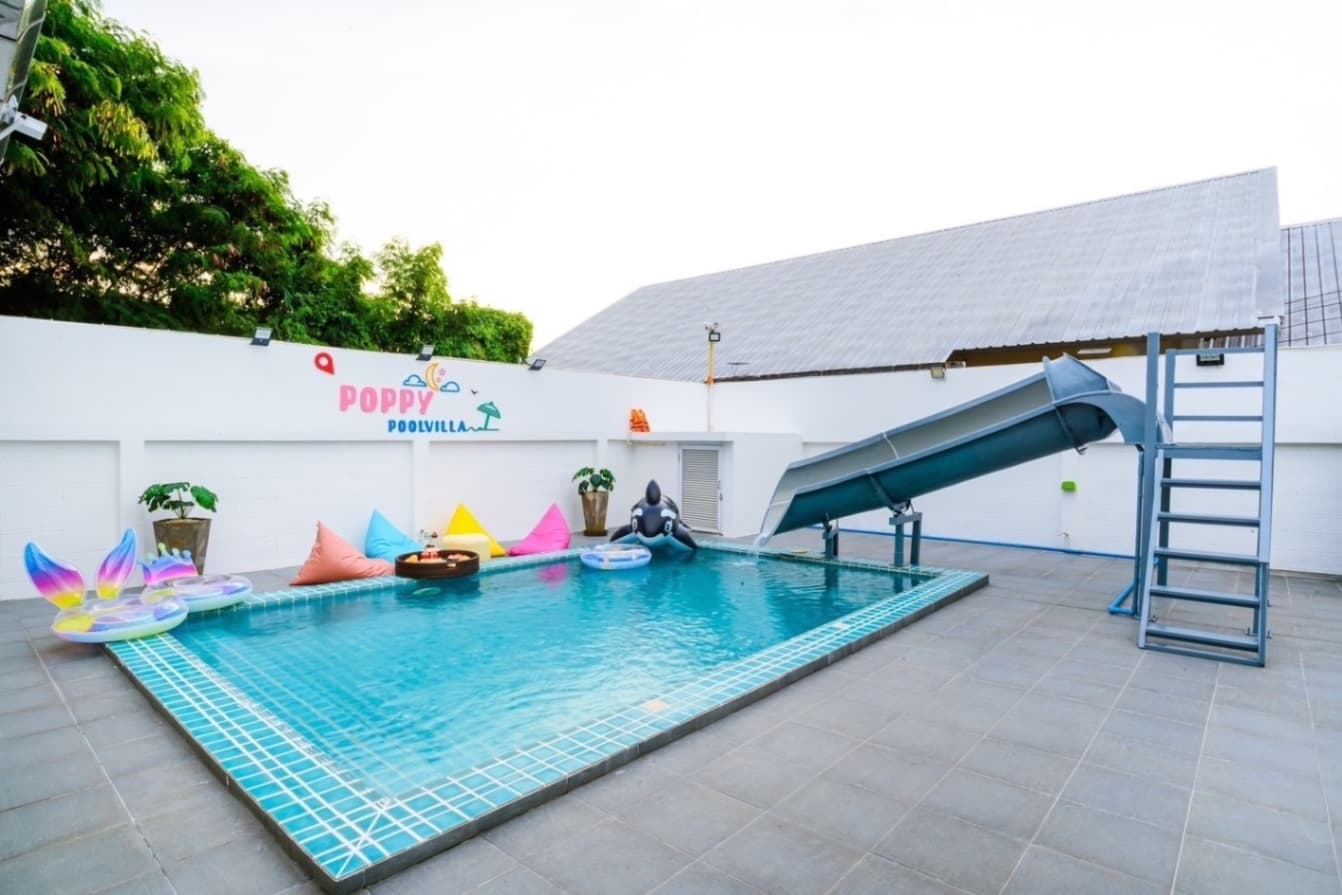Poppy pool villa บริเวณภายนอก ชลบุรี, พัทยาเหนือ รูปที่ 22